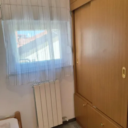 Laures Apartament *